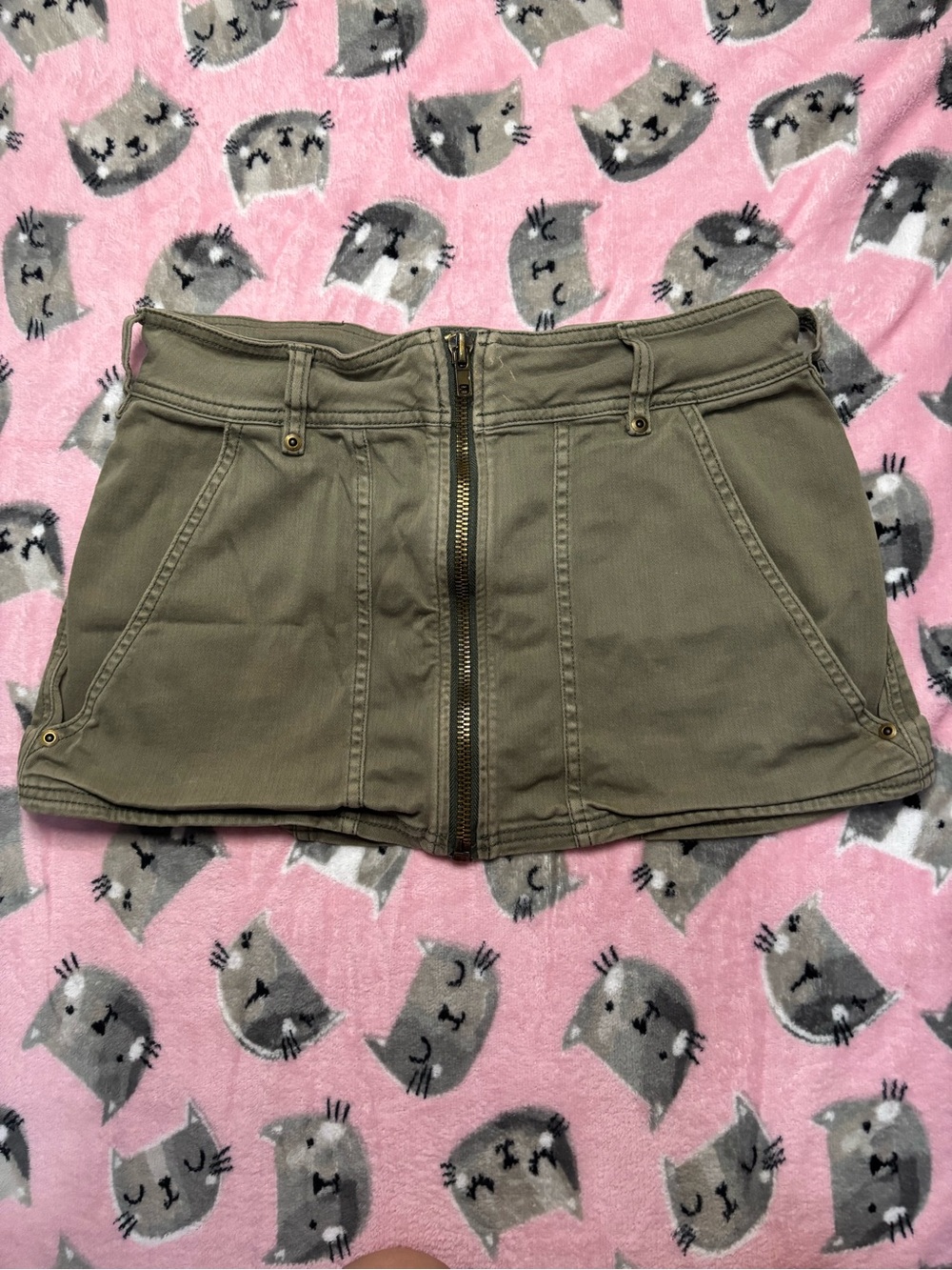Free People Vintage Tag Army Green Utility Zip Front Mini Skirt Size 2